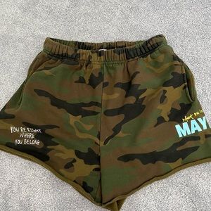 Mayfair group camo shorts s/m